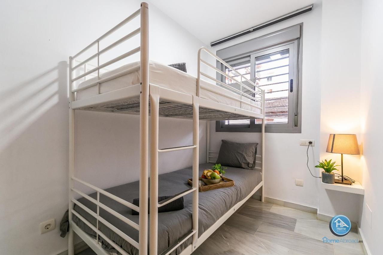 Malaga Boutique Stay - Carlos Haya Area With Parking 외부 사진